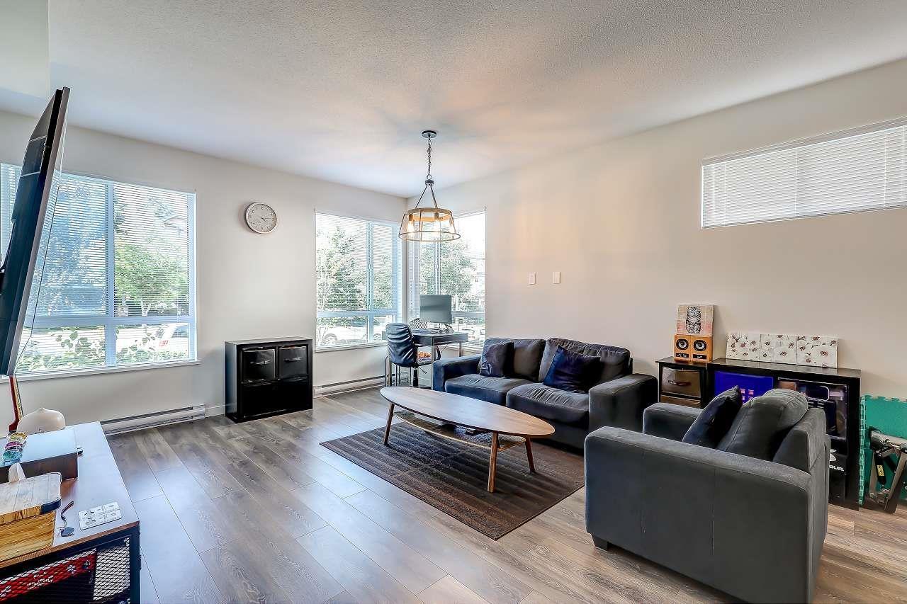 Photo 12 of 48 15151 Edmund Drive, Surrey BC