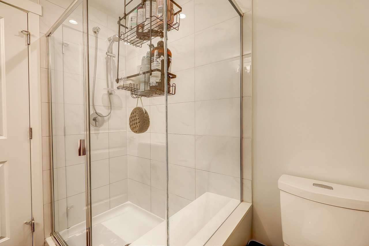 Photo 26 of 48 15151 Edmund Drive, Surrey BC