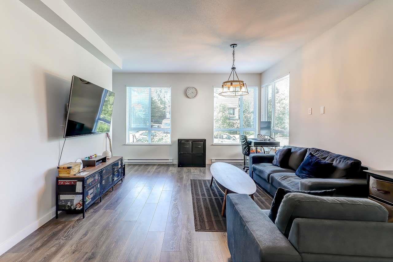 Photo 11 of 48 15151 Edmund Drive, Surrey BC