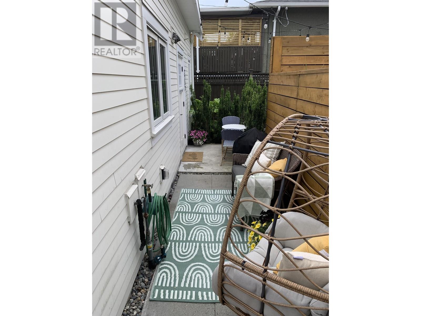 Photo 18 of 2252 Grant Street, Vancouver BC