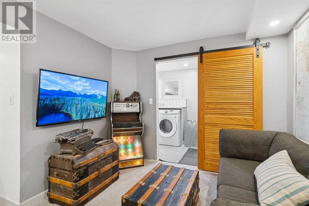 Single Family House 4 Level for Sale in    Street SW Braeside Calgary 