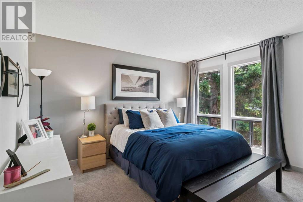 Single Family House 4 Level for Sale in    Street SW Braeside Calgary 