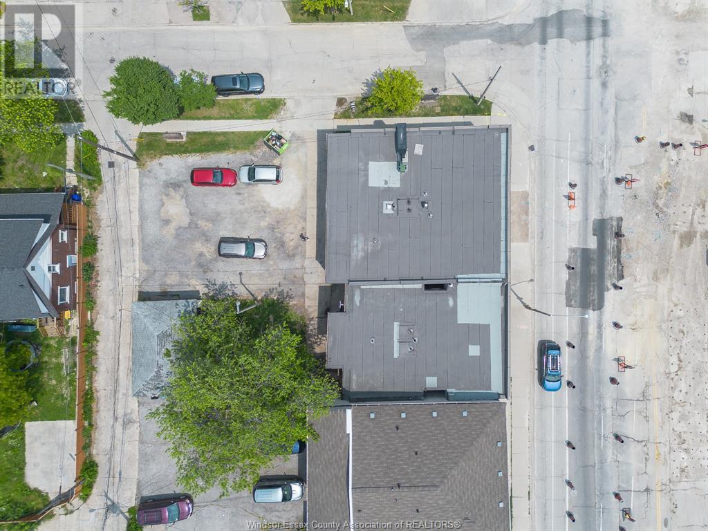 Photo 13 of 1602 1620 University Avenue West, Windsor ON