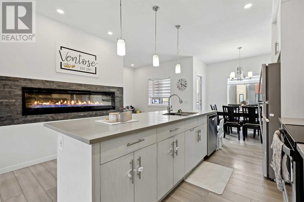 Single Family House for Sale in  Sage Hill Circle NW Sage Hill Calgary 