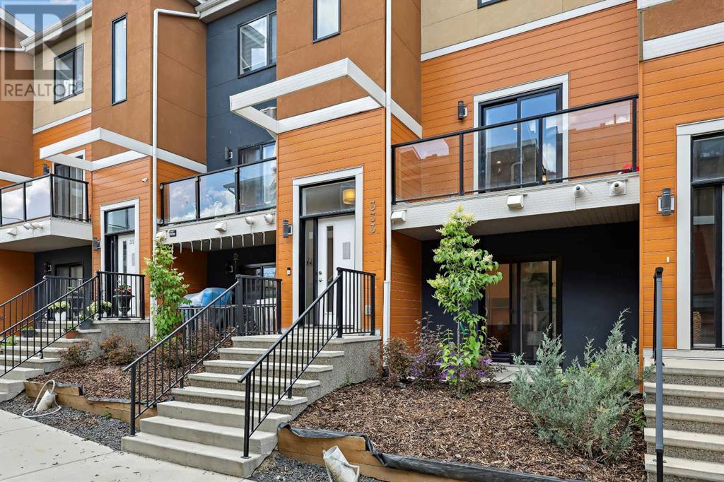 Single Family House for Sale in  Sage Hill Circle NW Sage Hill Calgary 