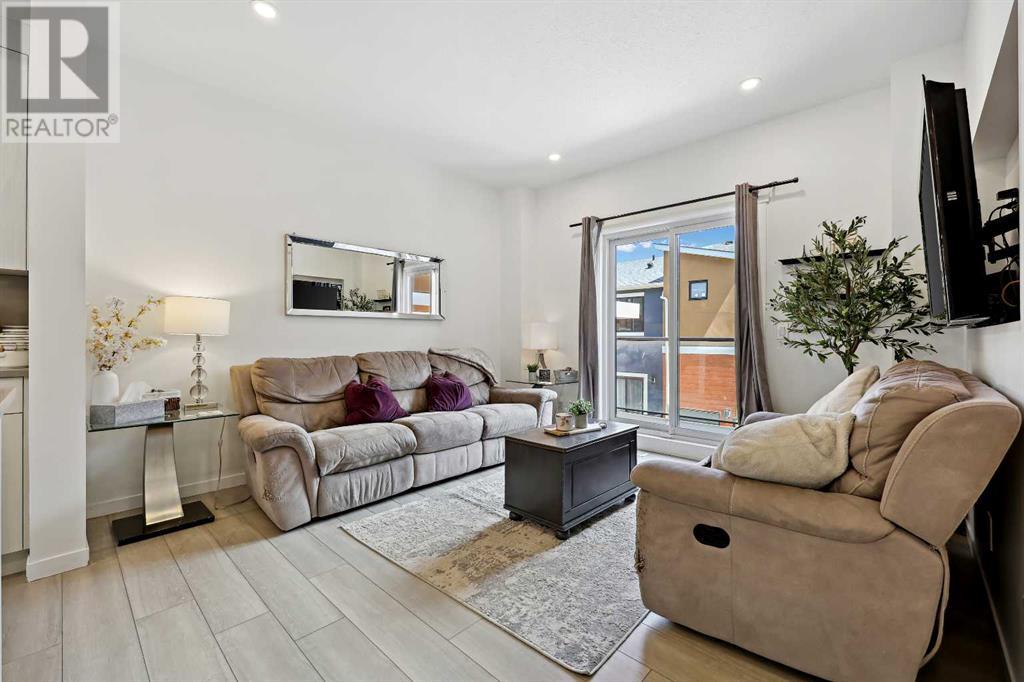 Single Family House for Sale in  Sage Hill Circle NW Sage Hill Calgary 