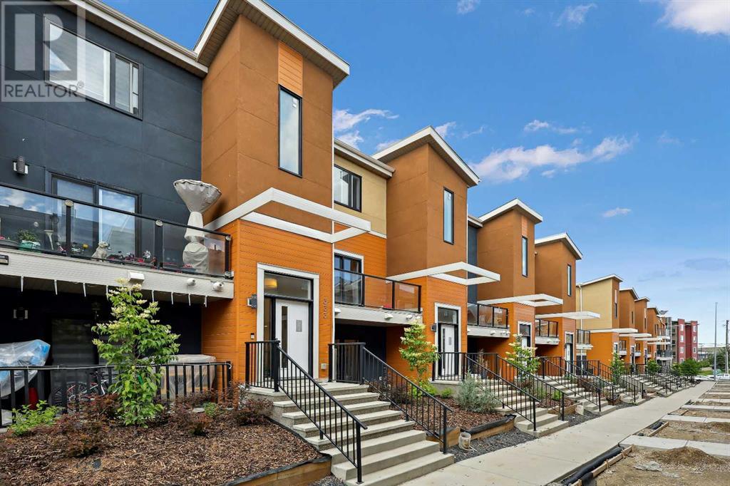 Single Family House for Sale in  Sage Hill Circle NW Sage Hill Calgary 