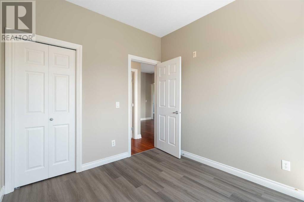 Single Family House for Sale in    Street SW Cedarbrae Calgary 