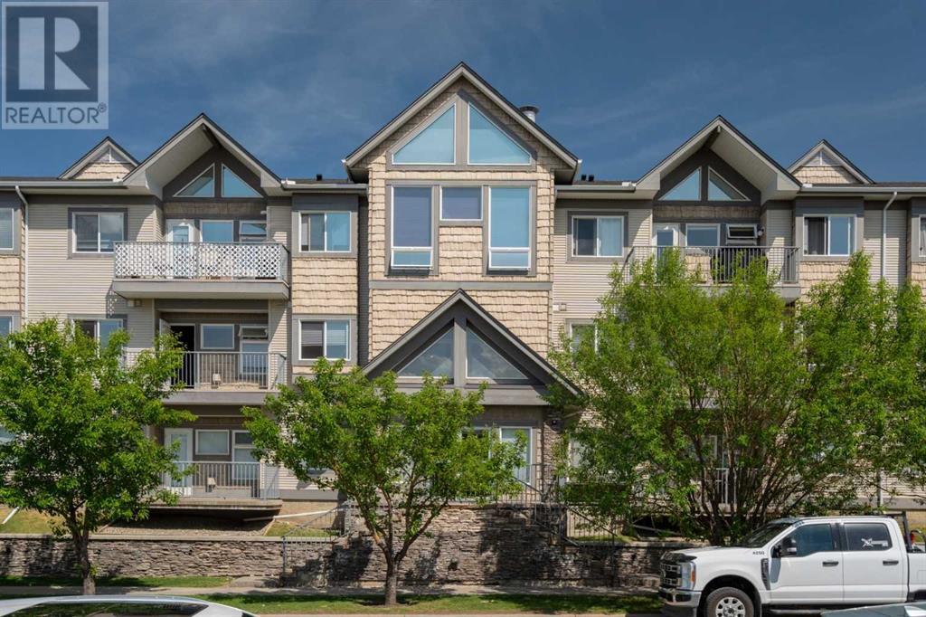 Single Family House for Sale in    Street SW Cedarbrae Calgary 