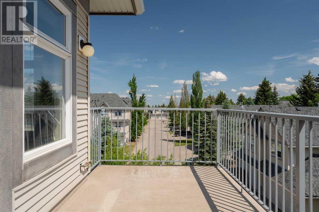 Single Family House for Sale in    Street SW Cedarbrae Calgary 