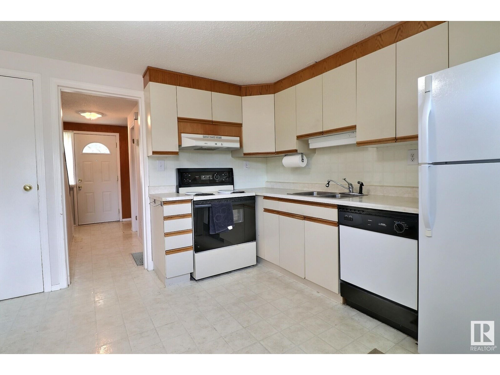 Single Family House for Sale in  RIDGEWOOD TC St. Albert 