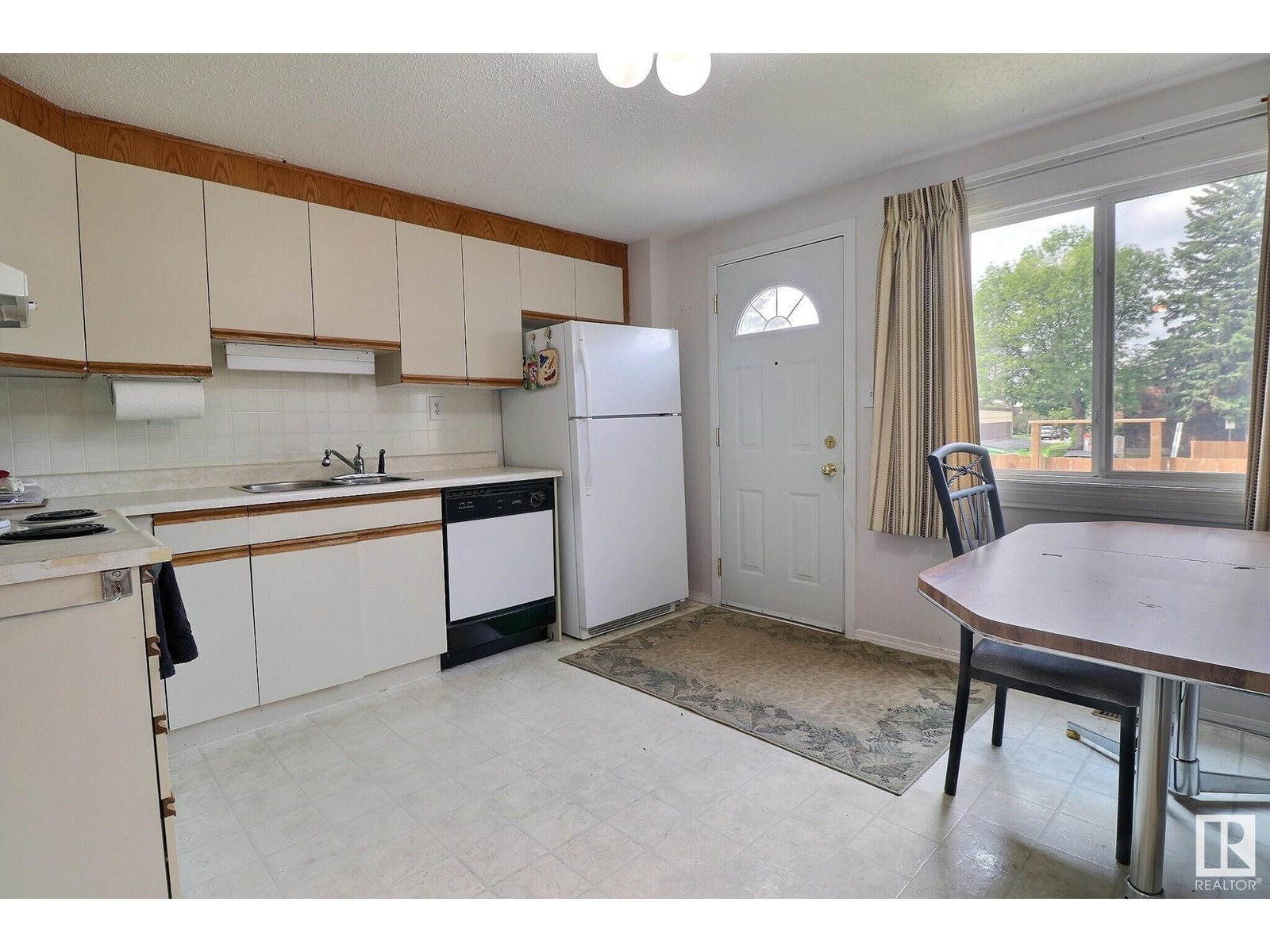 Single Family House for Sale in  RIDGEWOOD TC St. Albert 