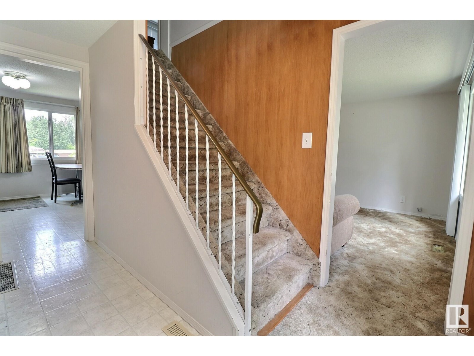 Single Family House for Sale in  RIDGEWOOD TC St. Albert 
