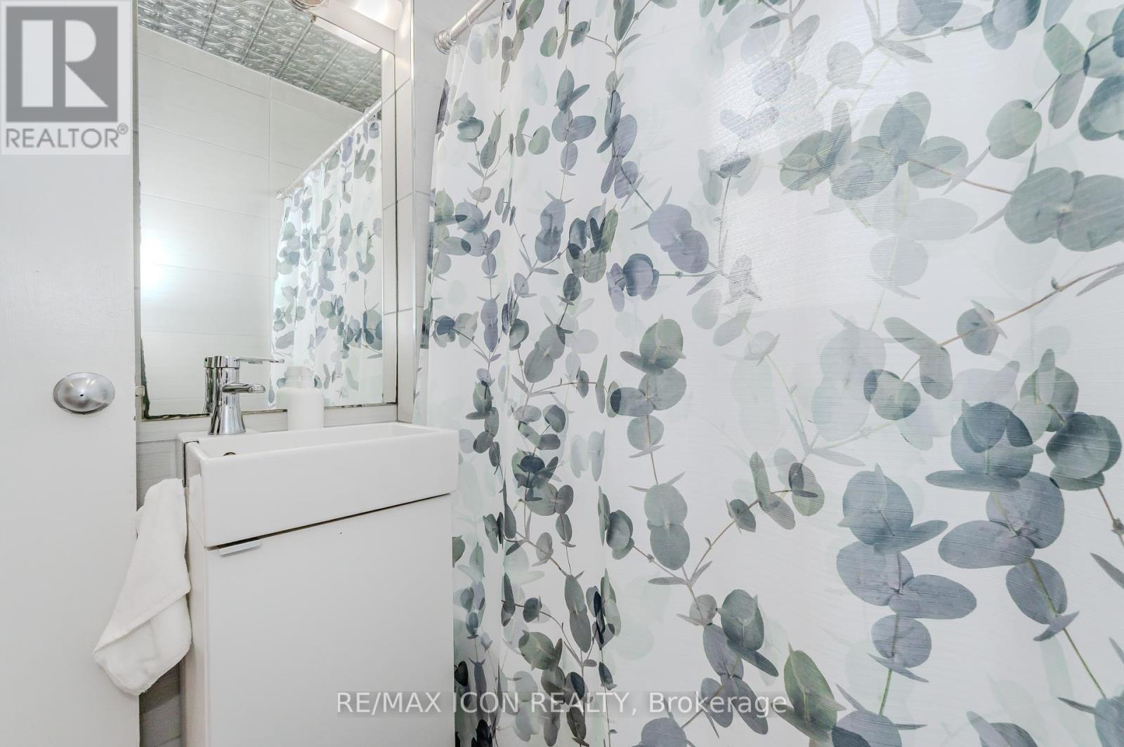 Photo 27 of 57 Peppler Street, Waterloo ON