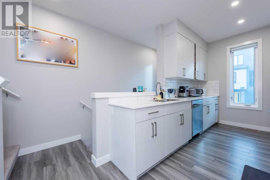 Single Family House for Sale in  Evanscrest Square NW Evanston Calgary 