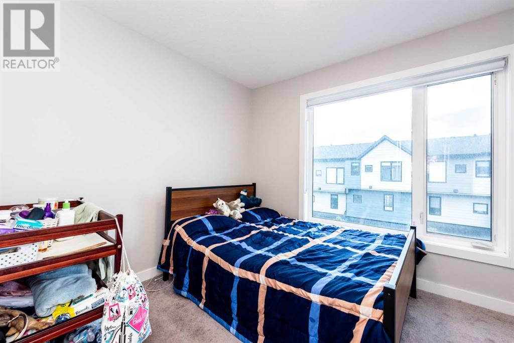 Single Family House for Sale in  Evanscrest Square NW Evanston Calgary 
