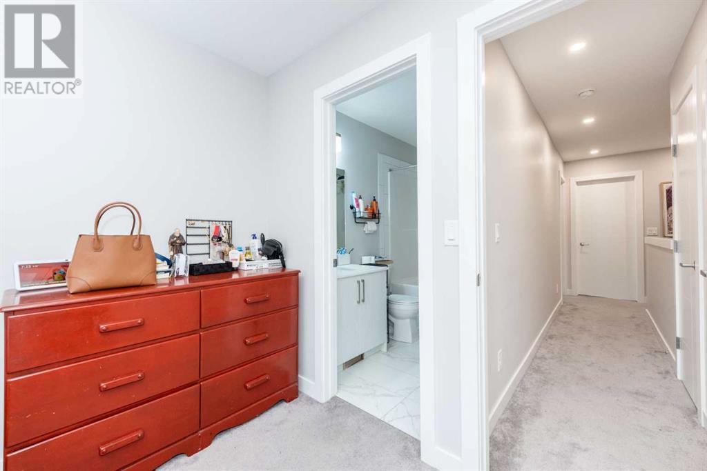 Single Family House for Sale in  Evanscrest Square NW Evanston Calgary 