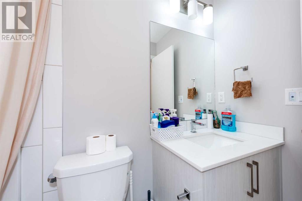 Single Family House for Sale in  Evanscrest Square NW Evanston Calgary 