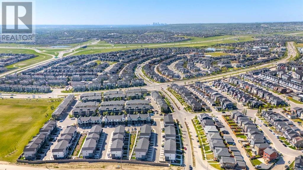 Single Family House for Sale in  Evanscrest Square NW Evanston Calgary 