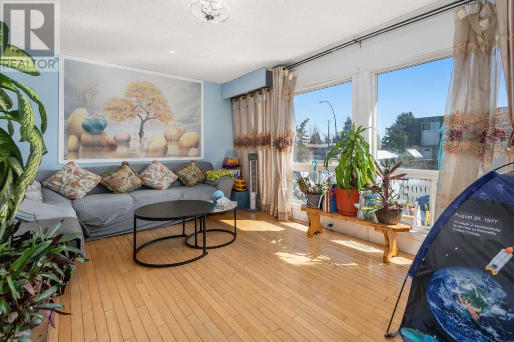3926 29A AVENUE SE - Image 11