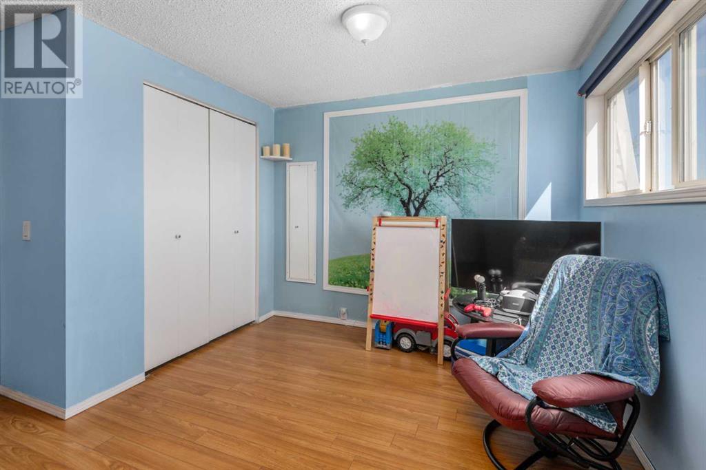 3926 29A AVENUE SE - Image 18