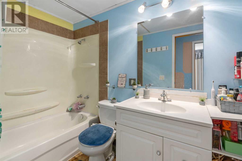 3926 29A AVENUE SE - Image 20