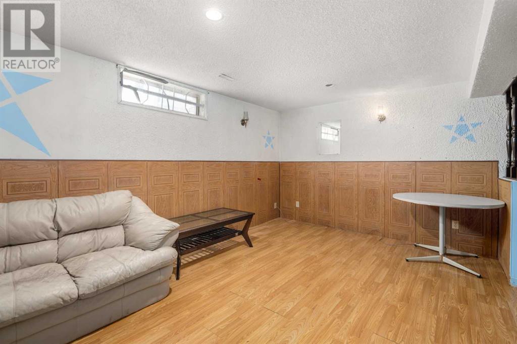 3926 29A AVENUE SE - Image 22