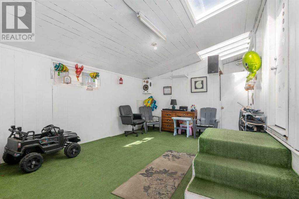 3926 29A AVENUE SE - Image 31
