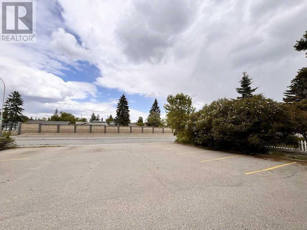 Business for Sale in  Bow Trail SW Rosscarrock Calgary 