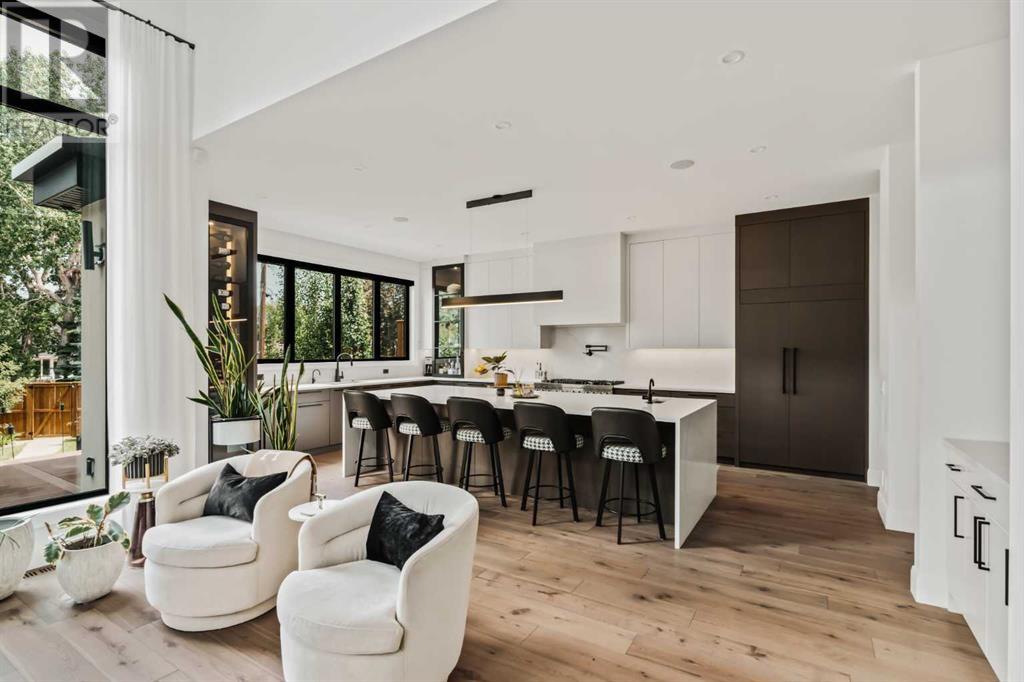 Single Family House for Sale in  Lissington Drive SW North Glenmore Park Calgary 