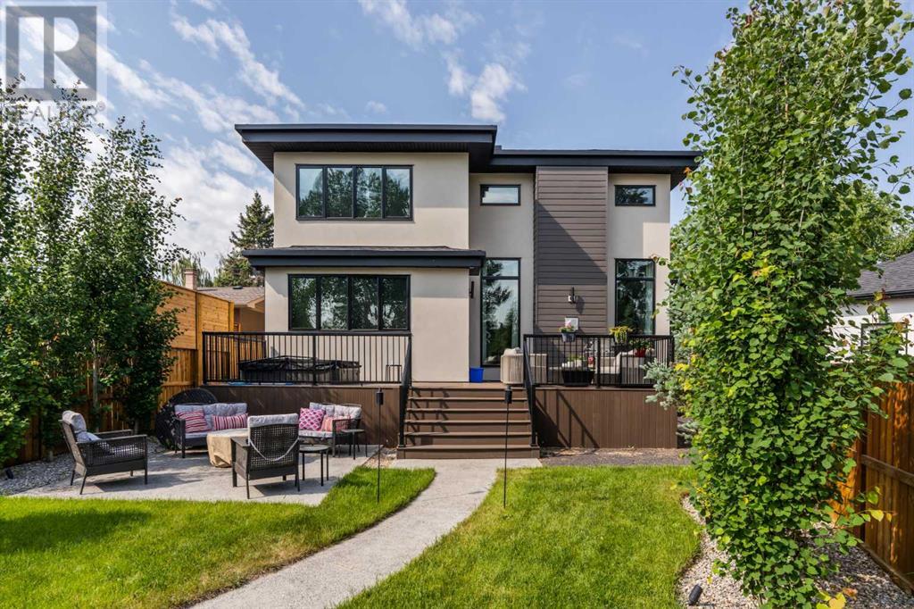 Single Family House for Sale in  Lissington Drive SW North Glenmore Park Calgary 