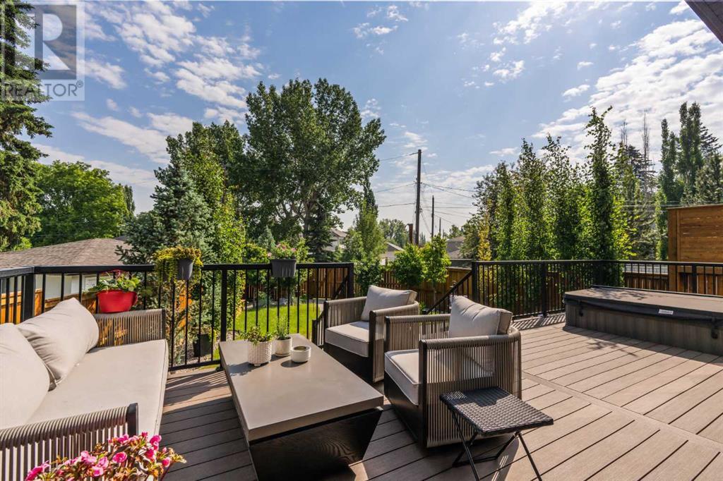 110 Lissington Drive SW, Calgary, Alberta