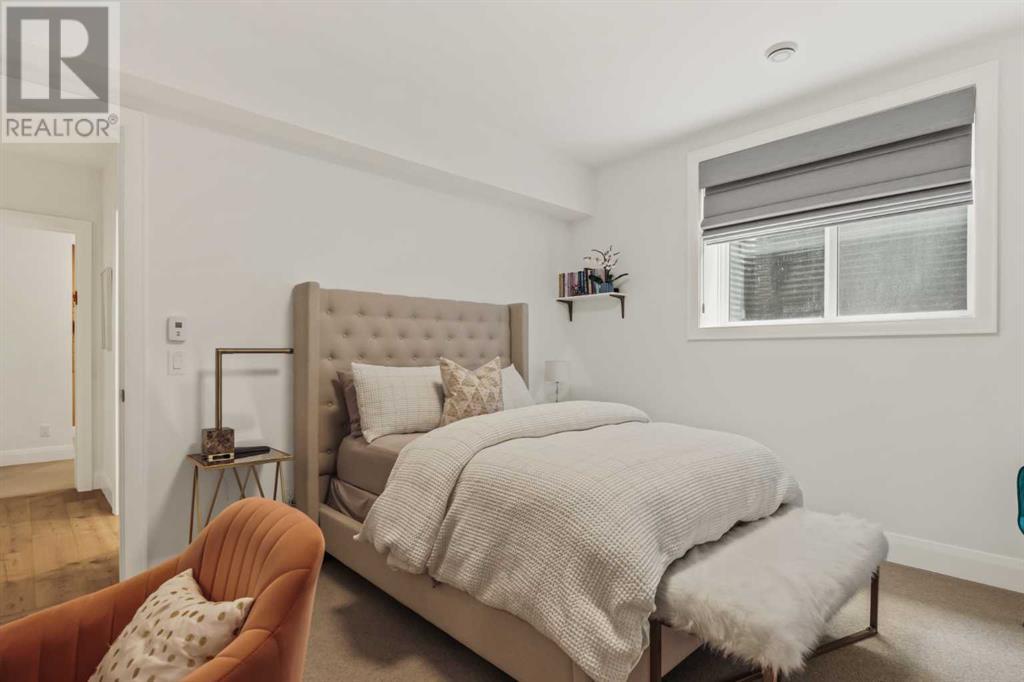 Single Family House for Sale in  Lissington Drive SW North Glenmore Park Calgary 
