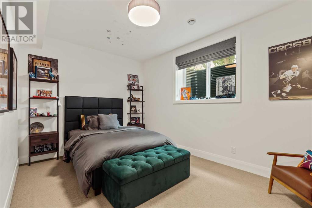 Single Family House for Sale in  Lissington Drive SW North Glenmore Park Calgary 