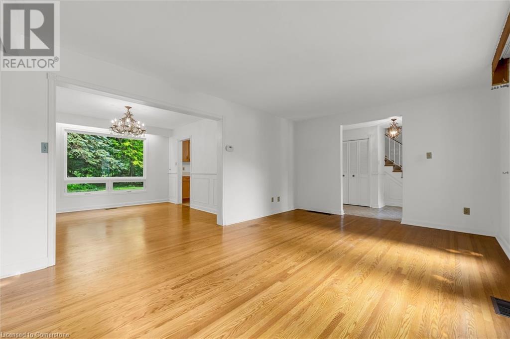 Photo 7 of 452 Quigley Road, Hamilton ON