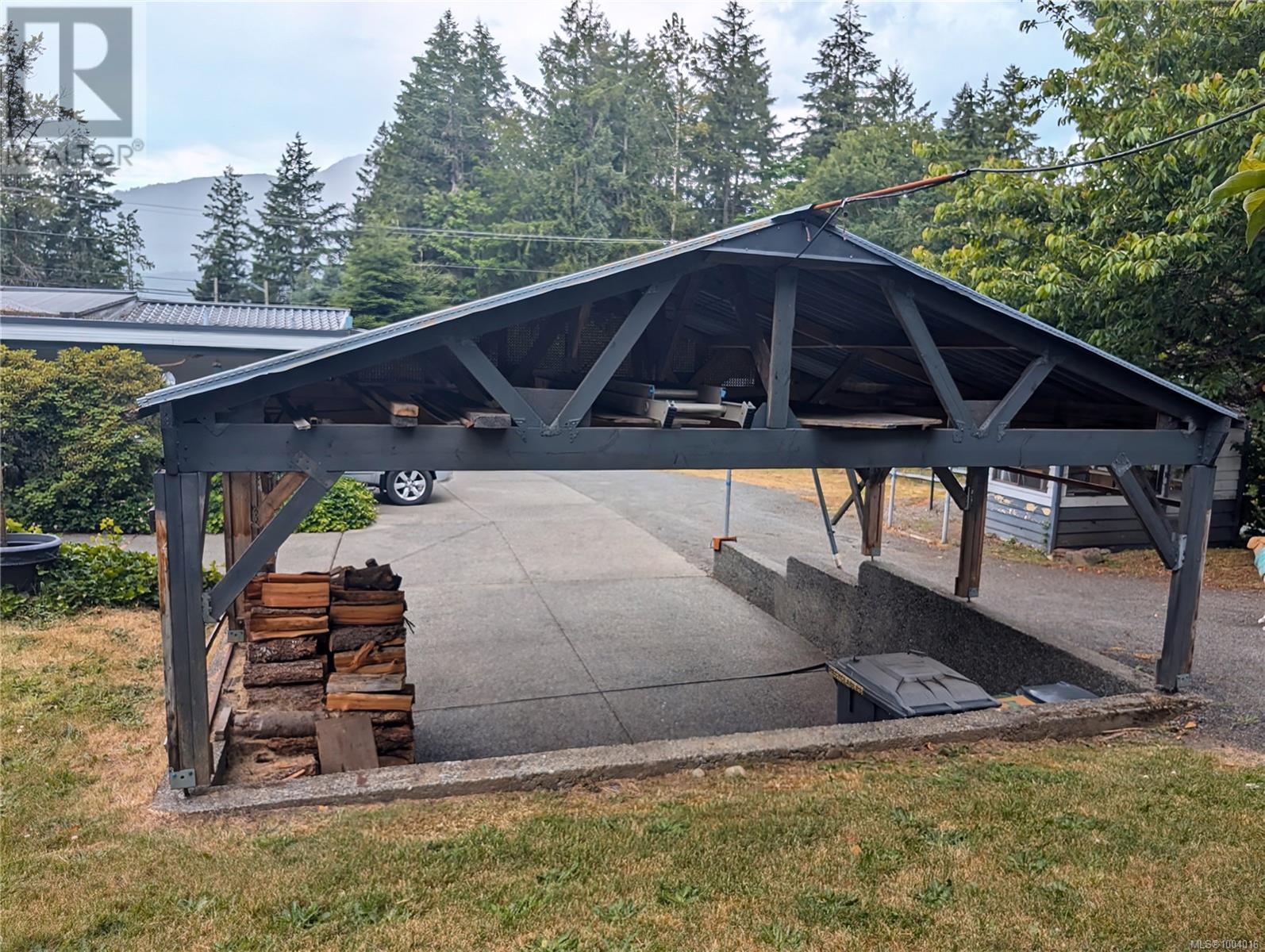 7155 &B7155 Bell McKInnon Rd, Duncan