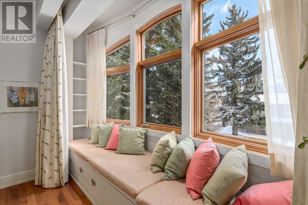 Single Family House for Sale in  Beverley Place SW Bel-Aire Calgary 