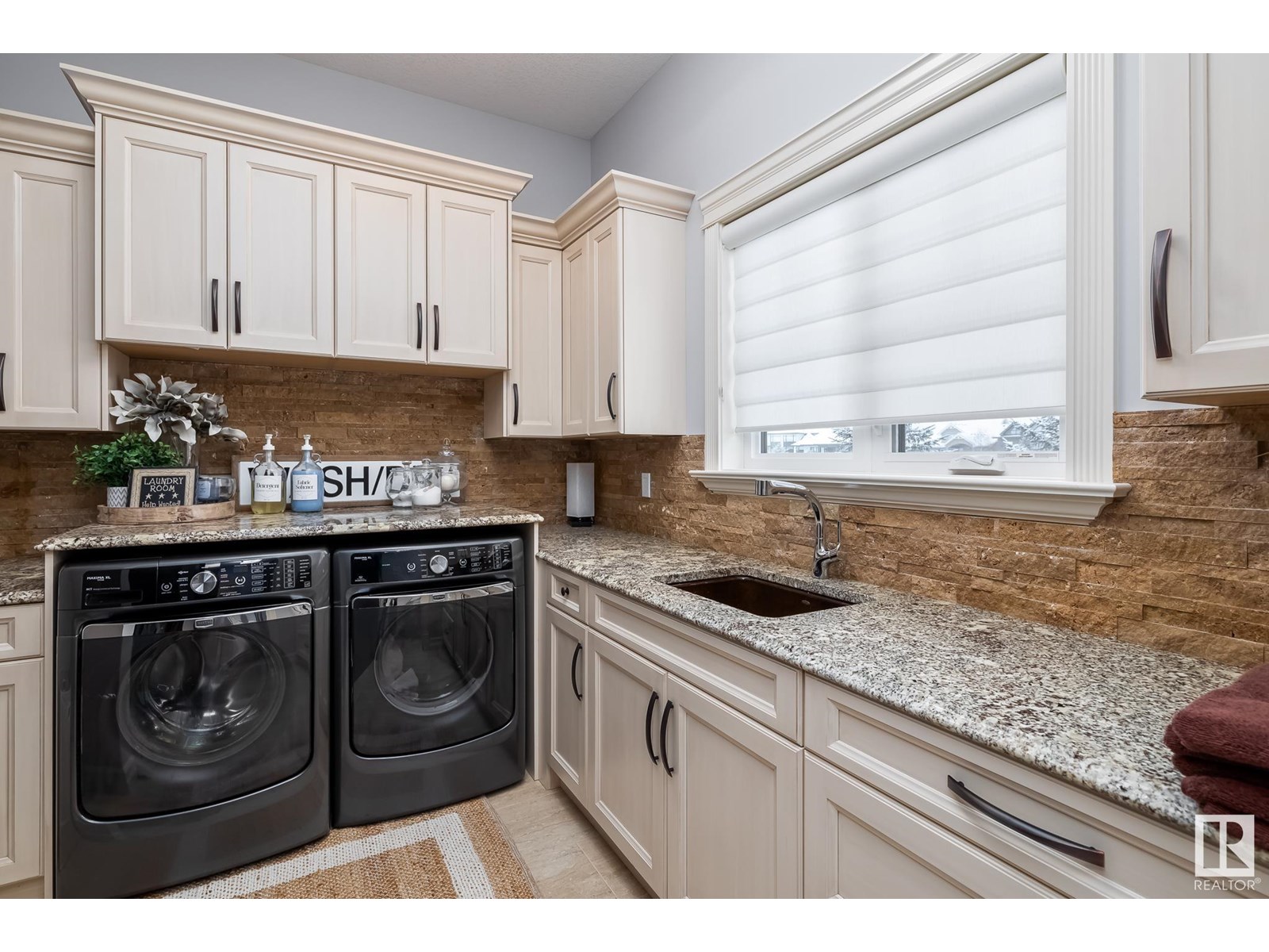 Photo 30 of 2790 Wheaton Dr Nw, Edmonton AB