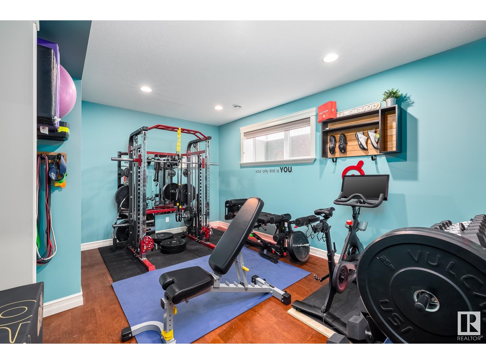Photo 2 of 2790 Wheaton Dr Nw, Edmonton AB