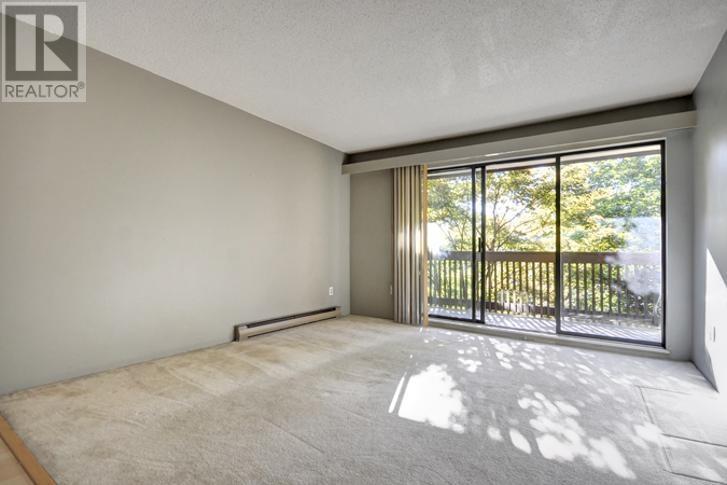 Photo 12 of 414 9857 Manchester Drive, Burnaby BC