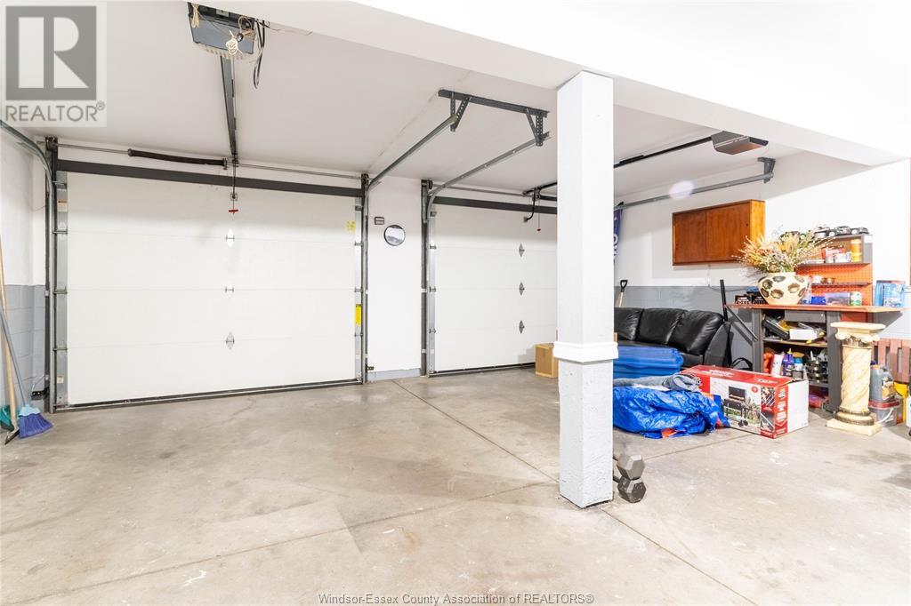Photo 33 of 2415 Cabana Road W, Windsor ON