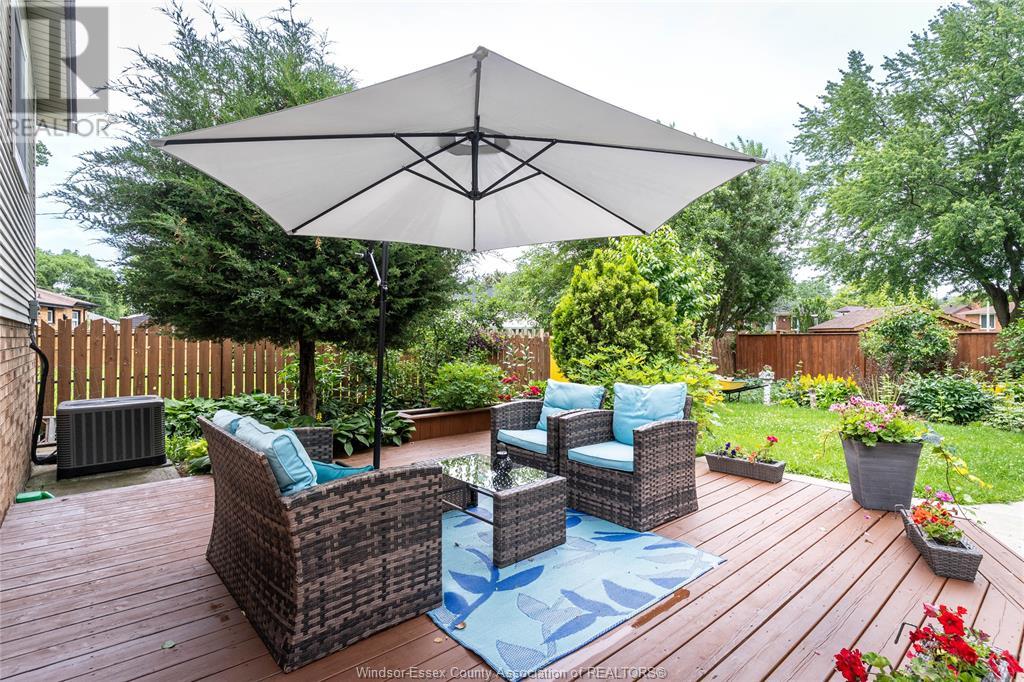 Photo 41 of 2415 Cabana Road W, Windsor ON