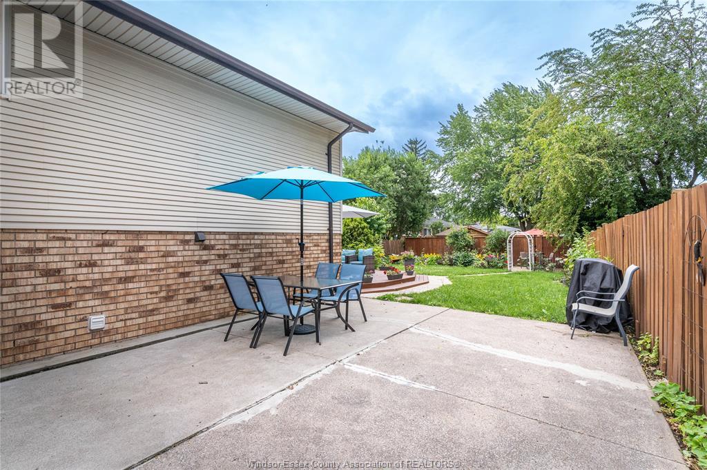 Photo 44 of 2415 Cabana Road W, Windsor ON