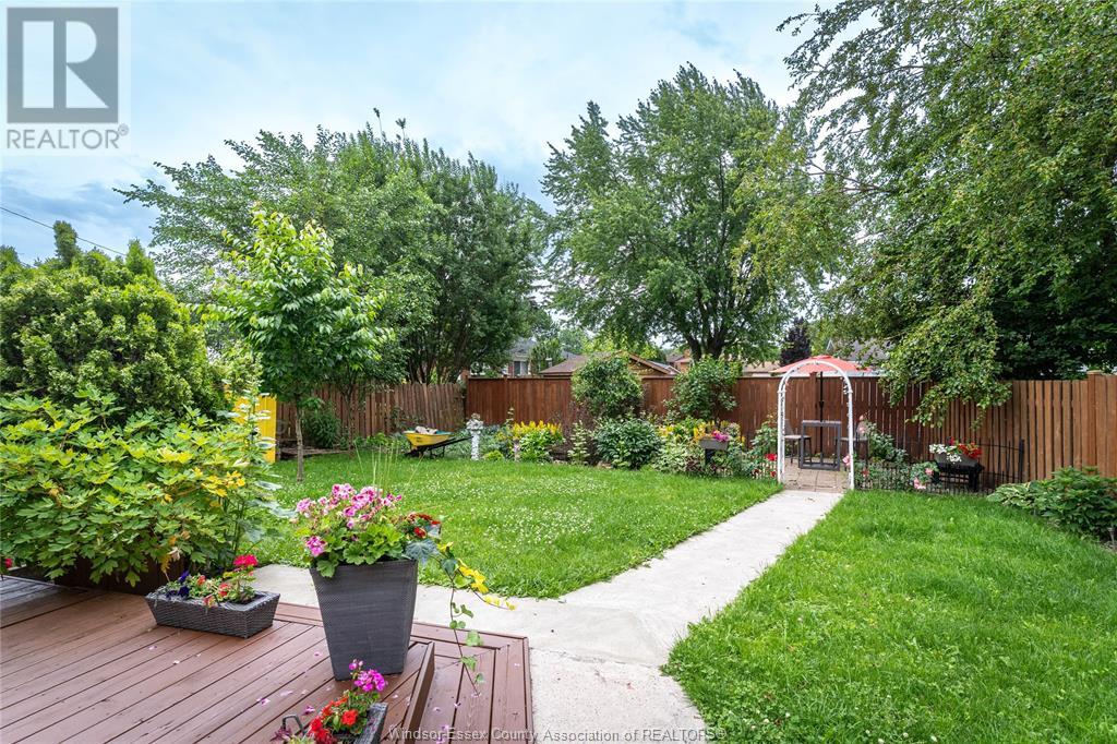 Photo 48 of 2415 Cabana Road W, Windsor ON