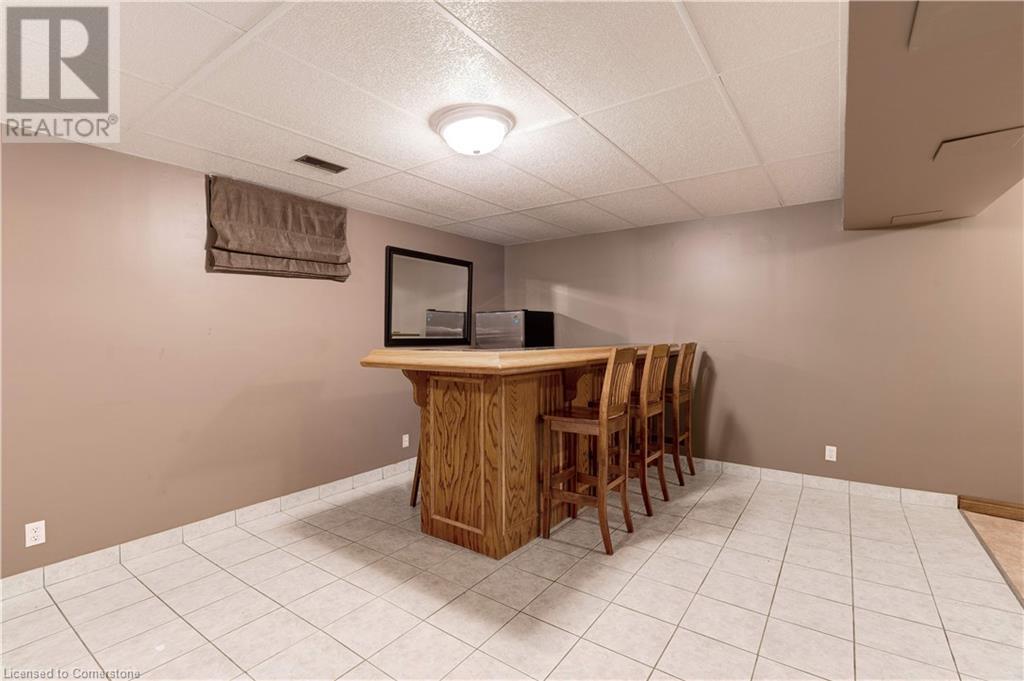 Photo 13 of 9 Sugarberry Court, Stoney Creek ON