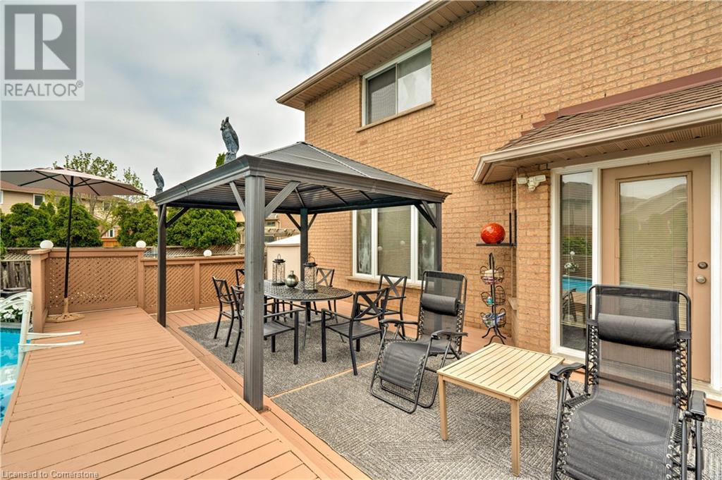 Photo 22 of 9 Sugarberry Court, Stoney Creek ON