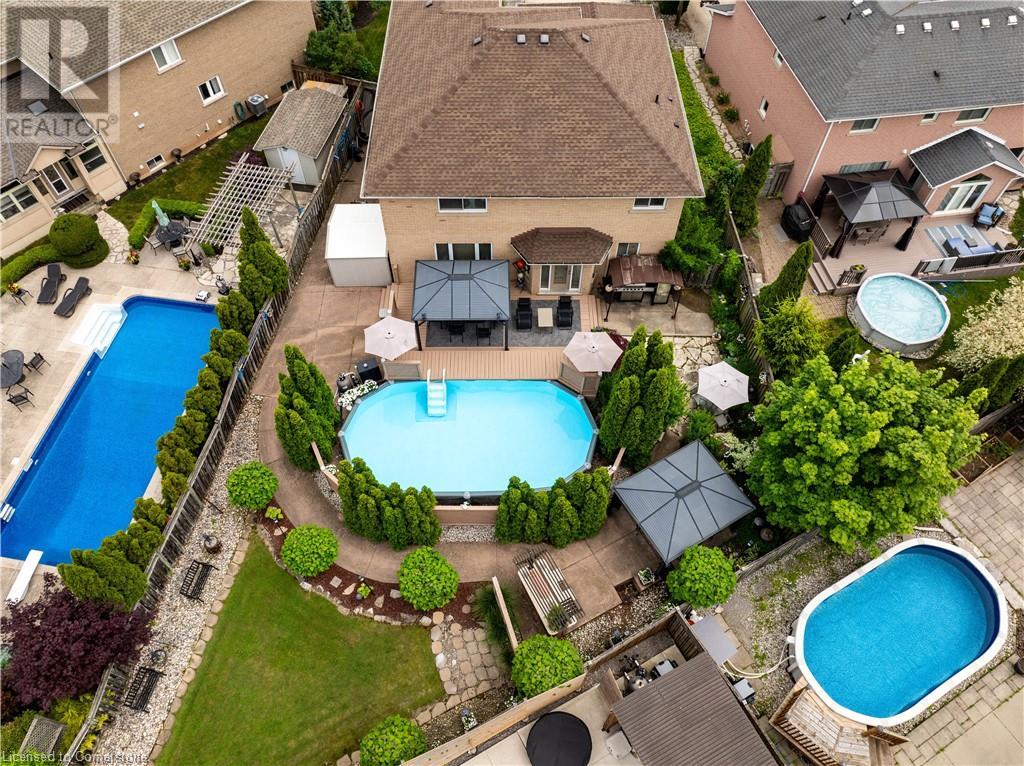 Photo 46 of 9 Sugarberry Court, Stoney Creek ON