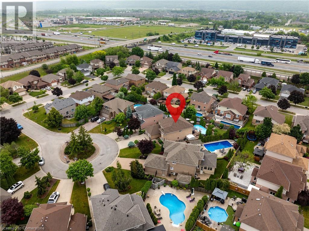 Photo 42 of 9 Sugarberry Court, Stoney Creek ON