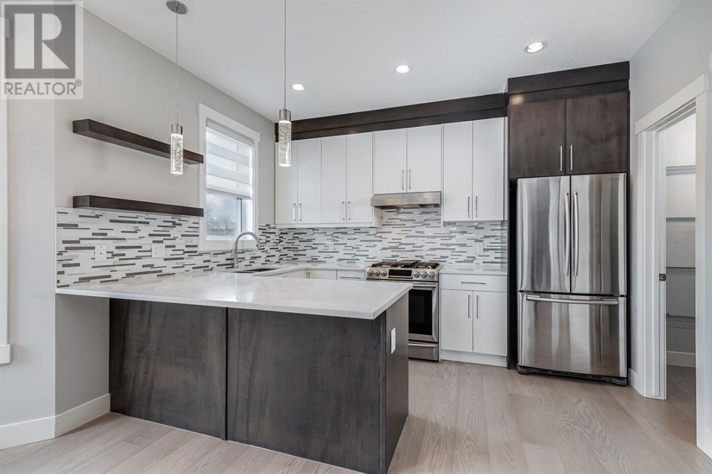 Single Family House for Sale in   Avenue SW Shaganappi Calgary 