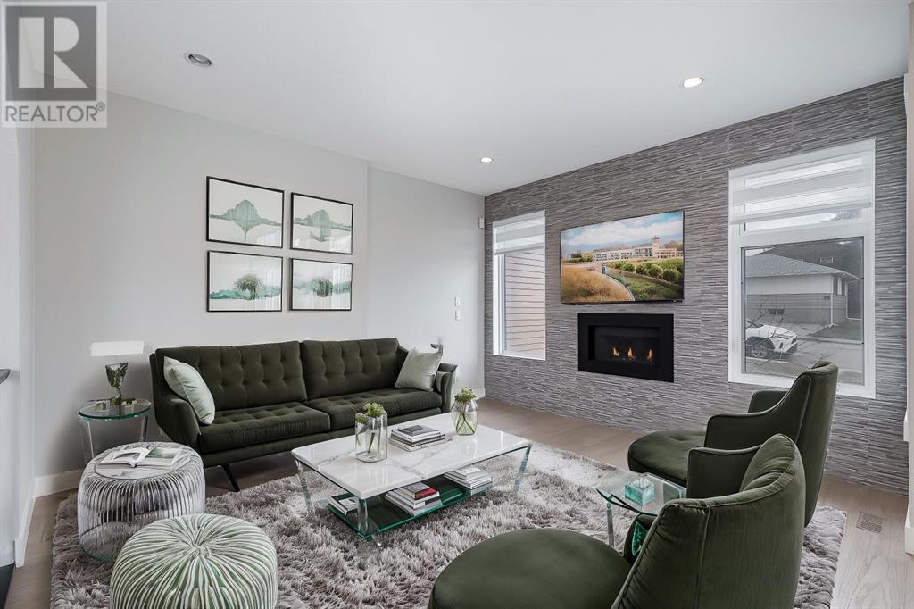 Single Family House for Sale in   Avenue SW Shaganappi Calgary 